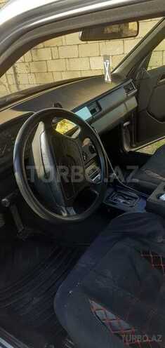 Mercedes E 220 1993, 550,000 km - 2.2 l - Xaçmaz