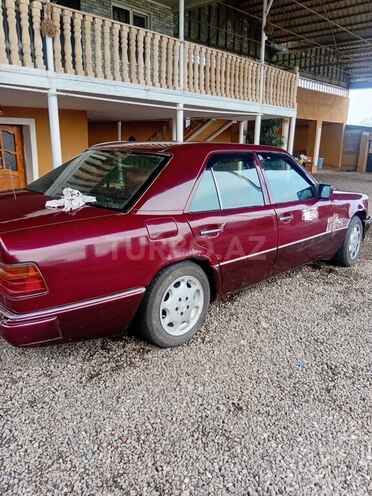 Mercedes E 250 1991, 400,418 km - 2.5 л - Ağstafa