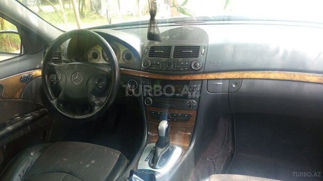 Mercedes E 200 2004, 392,000 km - 1.8 l - Bakı