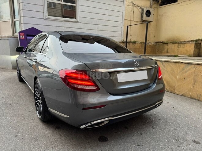 Mercedes E 200 2016, 242,000 km - 2.0 l - Bakı