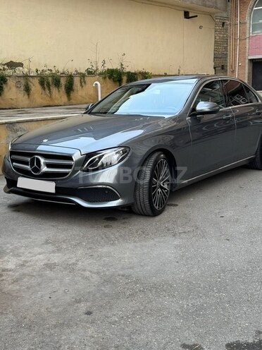 Mercedes E 200 2016, 242,000 km - 2.0 l - Bakı