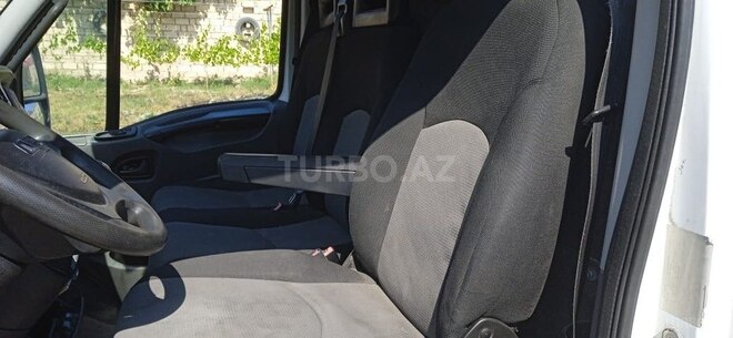 Iveco Daily 2009, 430,000 km - 3.0 l - Bakı