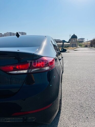 Hyundai Elantra 2016, 77,935 km - 2.0 л - Bakı