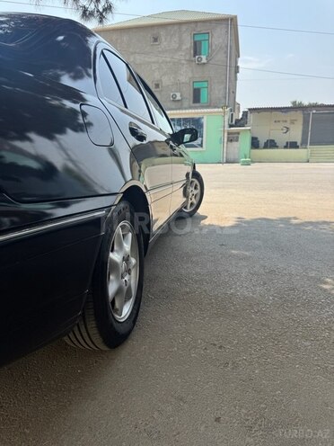 Mercedes C 200 2001, 375,000 km - 2.0 л - Bakı