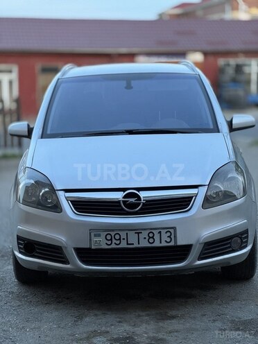 Opel Zafira 2006, 489,546 km - 2.2 l - Qusar