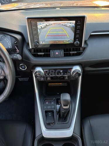 Toyota RAV4 2021, 20,500 km - 2.0 l - Bakı