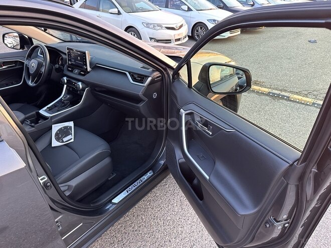 Toyota RAV4 2021, 20,500 km - 2.0 l - Bakı
