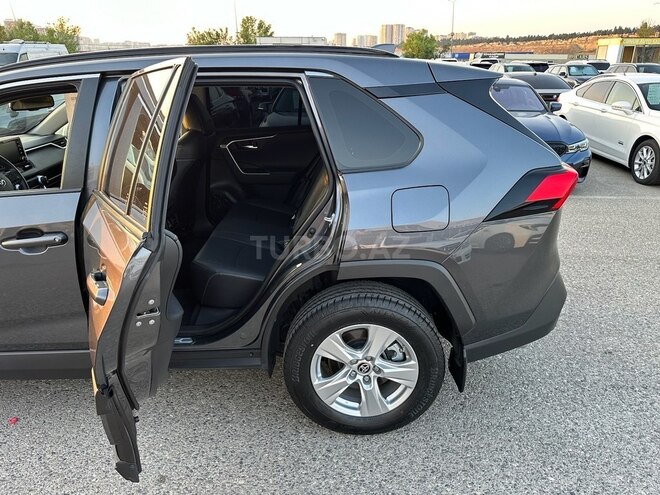 Toyota RAV4 2021, 20,500 km - 2.0 l - Bakı