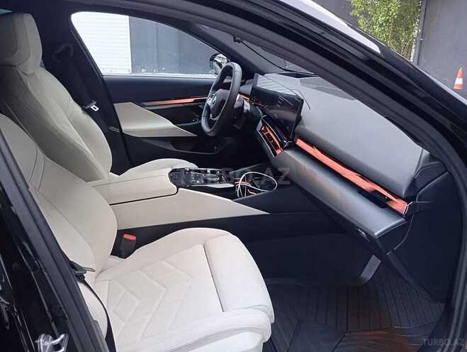 BMW i5 2023, 9,800 km - 0.0 l - Bakı