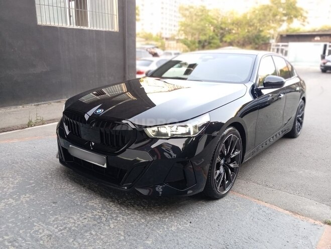 BMW i5 2023, 9,800 km - 0.0 l - Bakı