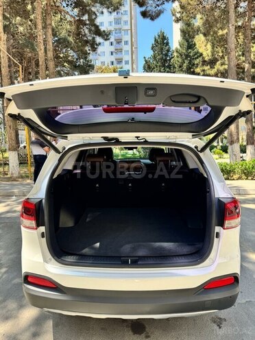 Kia Sorento-12