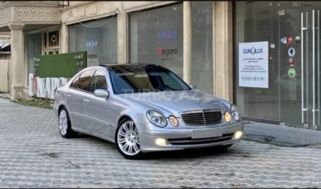 Mercedes  2002, 270,000 km - 2.6 l - Bakı