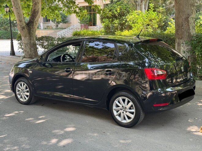 SEAT Ibiza-5