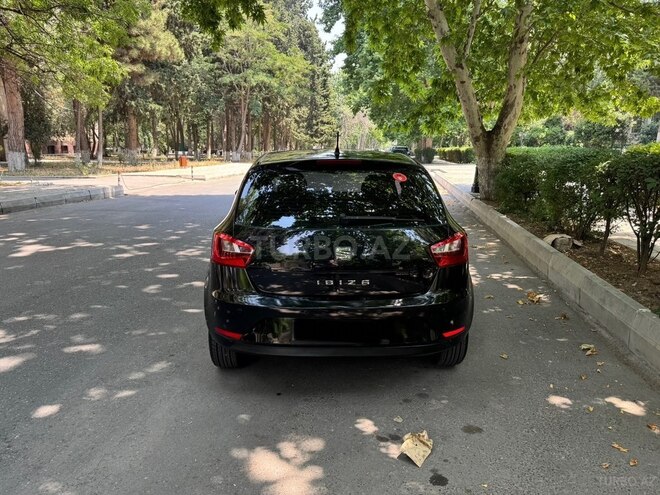 SEAT Ibiza-15
