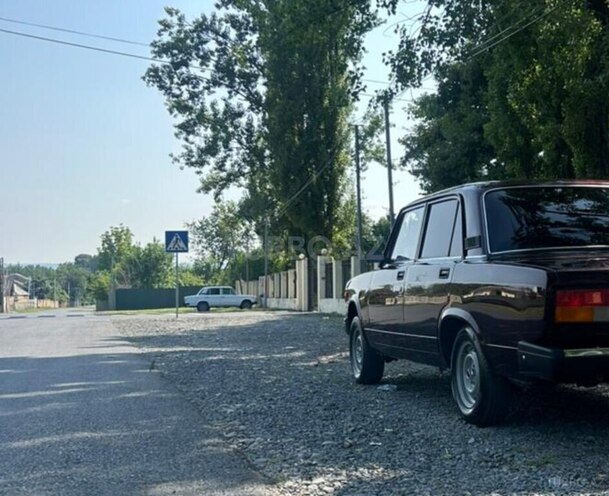 LADA (VAZ) 2107 2011, 15,800 km - 1.6 л - Füzuli