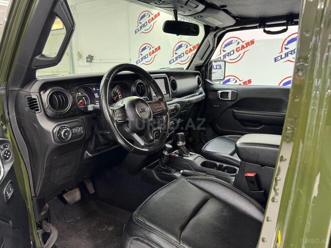 Jeep Wrangler-11