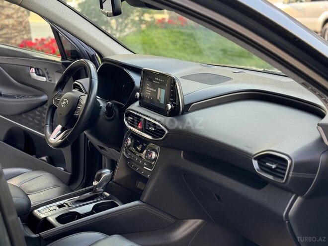 Hyundai Santa Fe-6