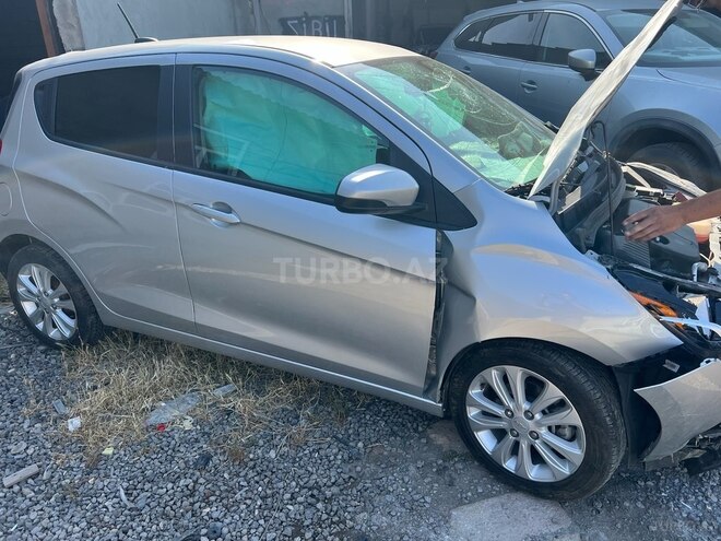 Chevrolet Spark 2017, 40,000 km - 1.4 l - Bakı