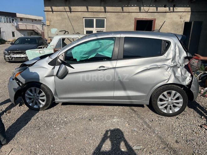 Chevrolet Spark 2017, 40,000 km - 1.4 l - Bakı