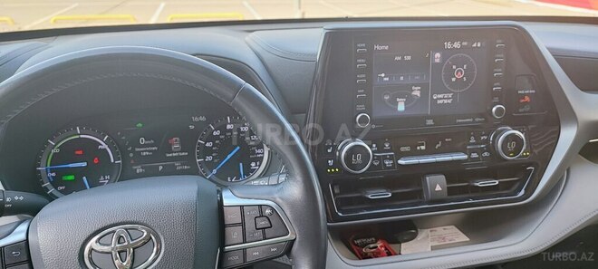 Toyota Highlander 2020, 90,000 km - 2.5 л - Bakı
