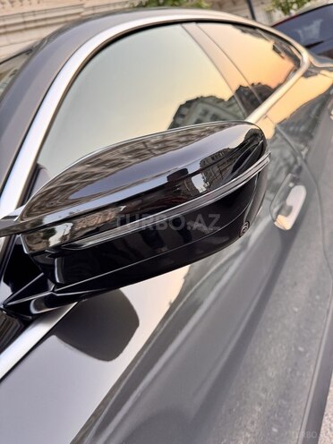 BMW i4-12