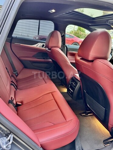 BMW i4-20