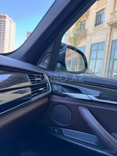BMW X5 2017, 129,874 km - 3.0 l - Bakı