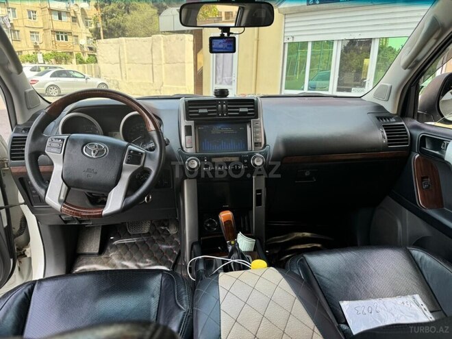 Toyota Land Cruiser Prado 2011, 210,630 km - 2.7 l - Bakı