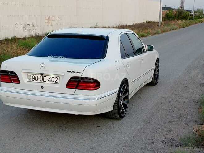 Mercedes E 240 1999, 300,000 km - 2.4 l - Bakı