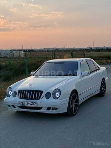 Mercedes E 240 1999, 300,000 km - 2.4 l - Bakı