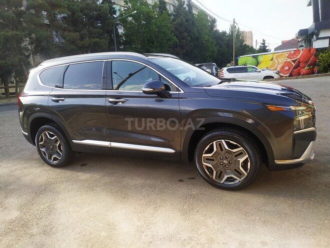 Hyundai Santa Fe 2023, 17,815 km - 1.6 l - Bakı