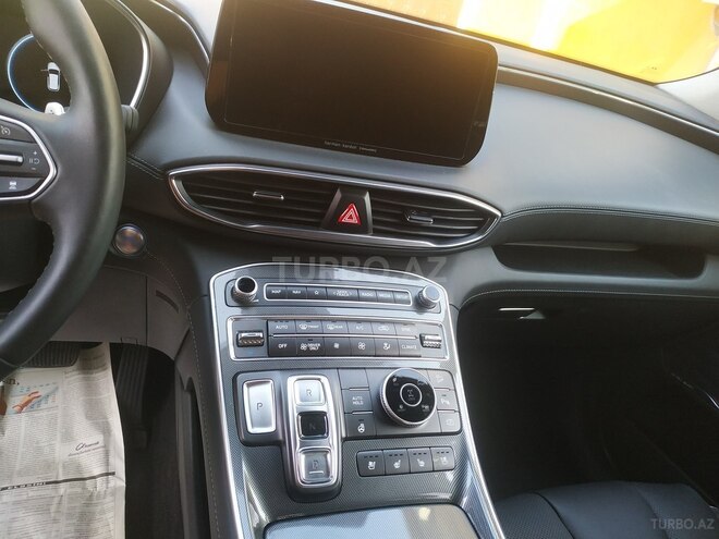 Hyundai Santa Fe 2023, 17,815 km - 1.6 l - Bakı