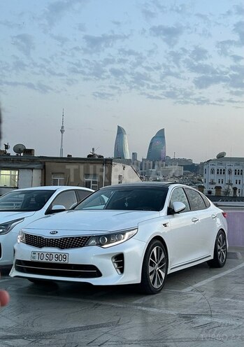 Kia K5-1