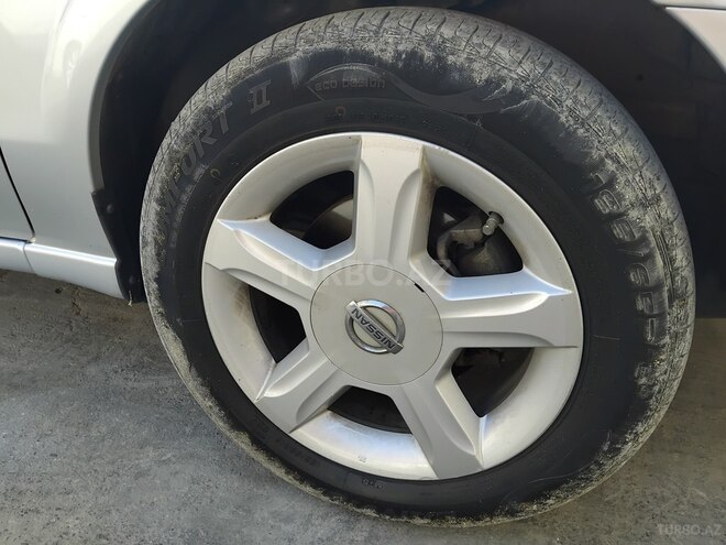 Nissan Sunny 2011, 157,000 km - 1.6 л - Bakı