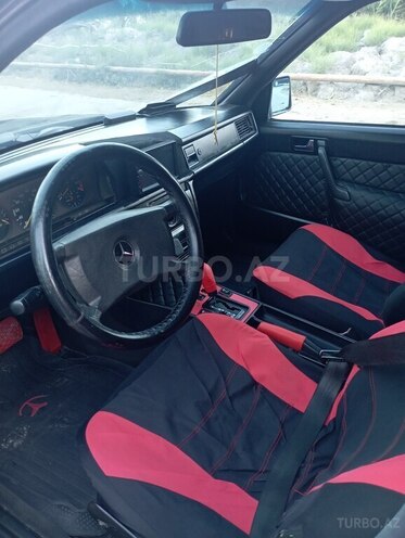 Mercedes 190 1990, 485,000 km - 2.0 л - Ucar