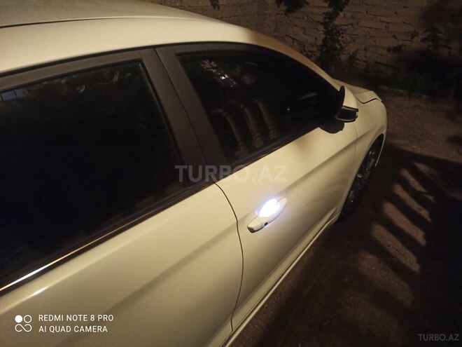 Hyundai Elantra-20