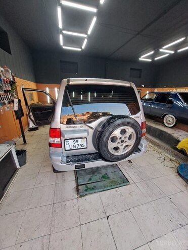 Mitsubishi Pajero io 2001, 373,922 km - 2.0 л - Bakı