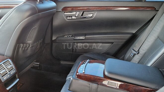 Mercedes S 500 2006, 385,000 km - 3.0 л - Sumqayıt