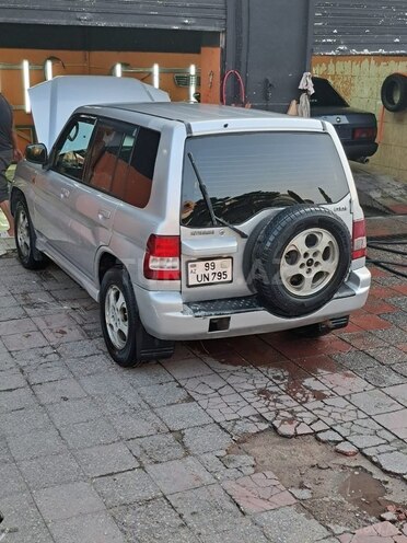 Mitsubishi Pajero io 2001, 373,922 km - 2.0 l - Bakı
