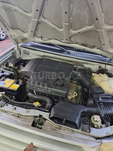 Mitsubishi Pajero io 2001, 373,922 km - 2.0 l - Bakı