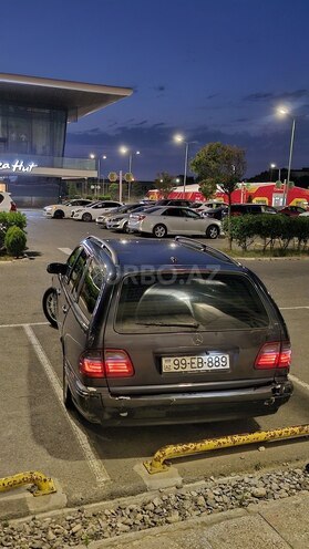 Mercedes E 270 2000, 827,000 km - 2.7 l - Bakı