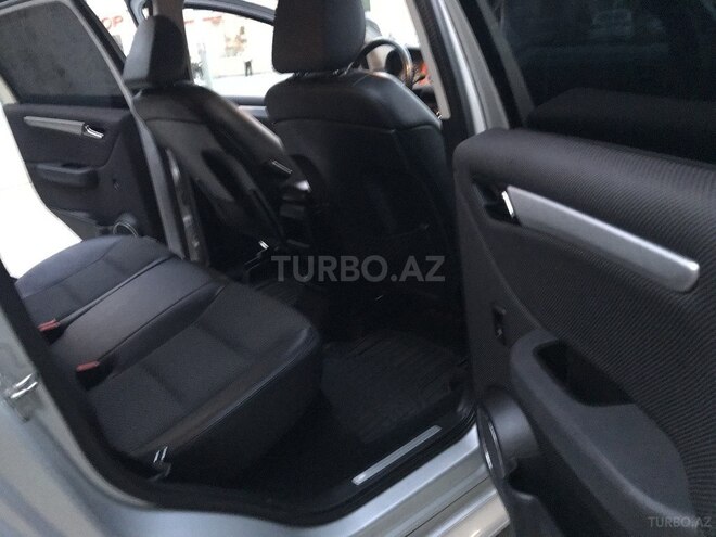Mercedes B 180 2010, 157,000 km - 1.7 l - Sumqayıt