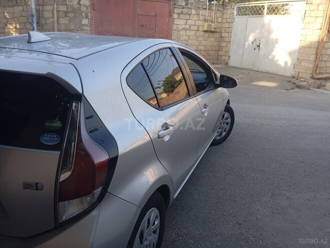 Toyota Aqua 2015, 150,000 km - 1.5 l - Bakı