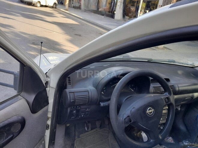 Opel Combo-3