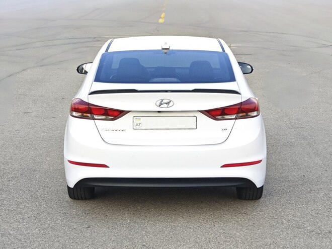 Hyundai Avante 2018, 109,000 km - 1.6 л - Bakı