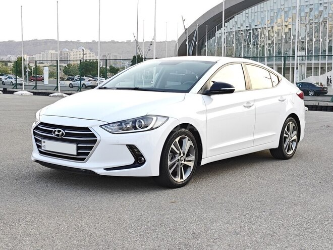Hyundai Avante 2018, 109,000 km - 1.6 л - Bakı