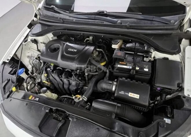 Hyundai Avante 2018, 109,000 km - 1.6 л - Bakı