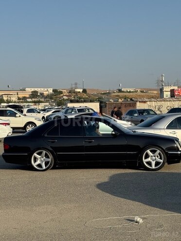 Mercedes E 270 2001, 710,390 km - 2.7 l - Bakı