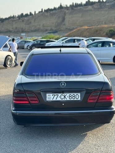 Mercedes E 270 2001, 710,390 km - 2.7 l - Bakı
