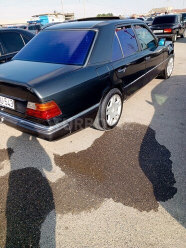 Mercedes E 300 d 1991, 318,520 km - 3.0 л - Bakı